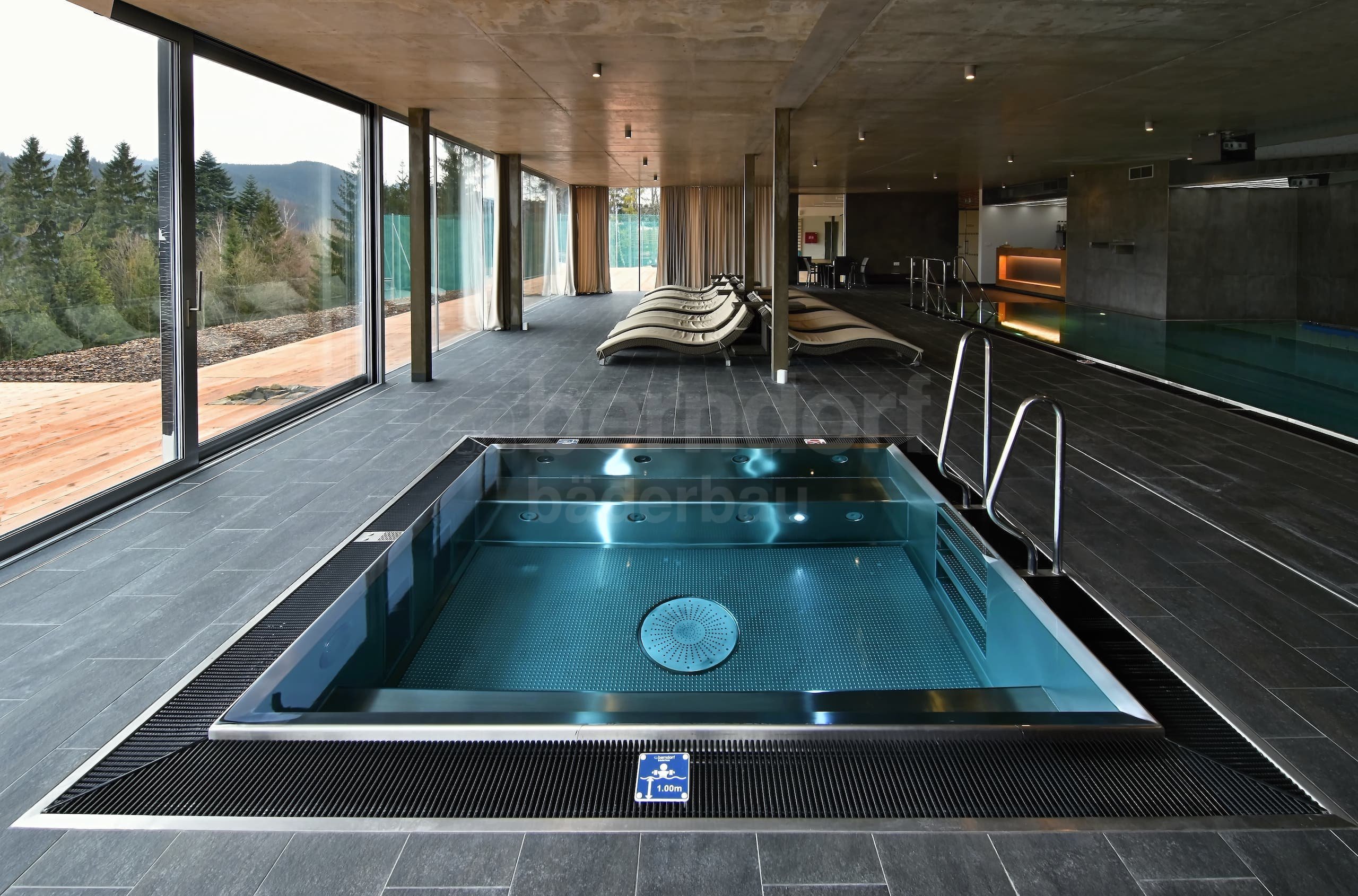 1e_Vířivý bazén.jpg