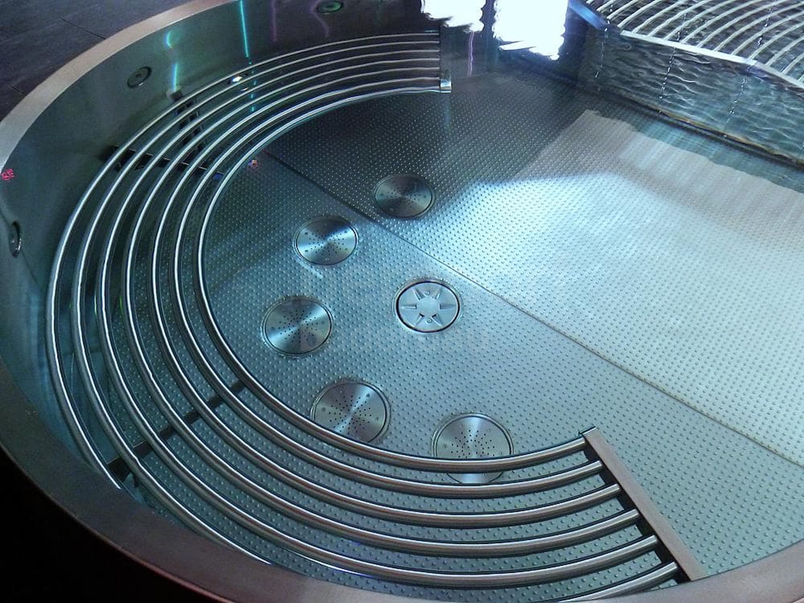 5d_Vířivý bazén.JPG