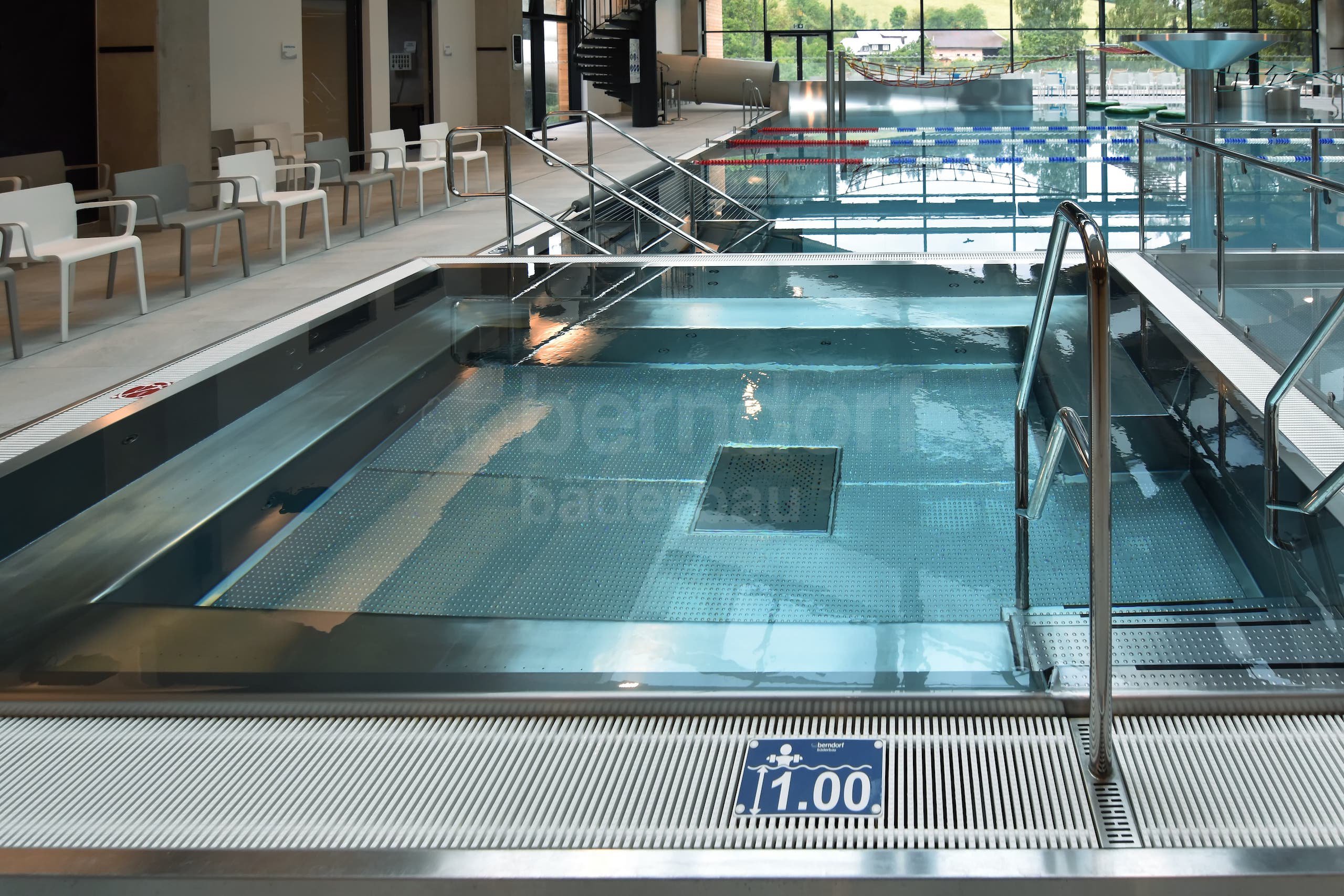 4f_Vířivý bazén Vodní svět Hotel Kyčerka.jpg