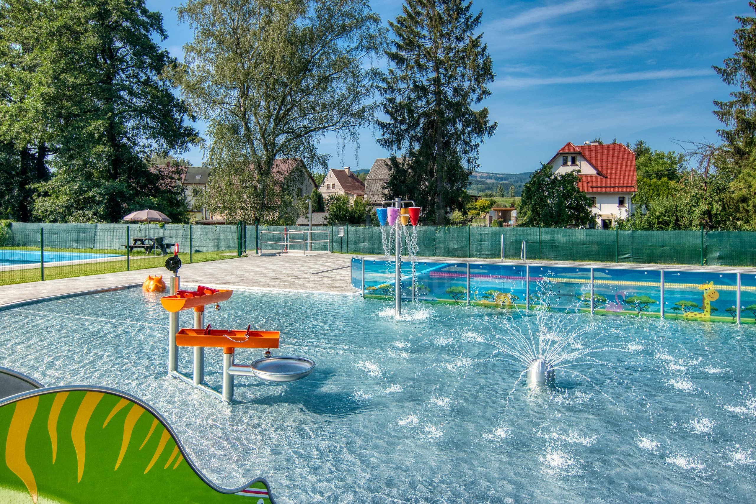 6c_Dětský nerezový bazén Chrastava.jpg