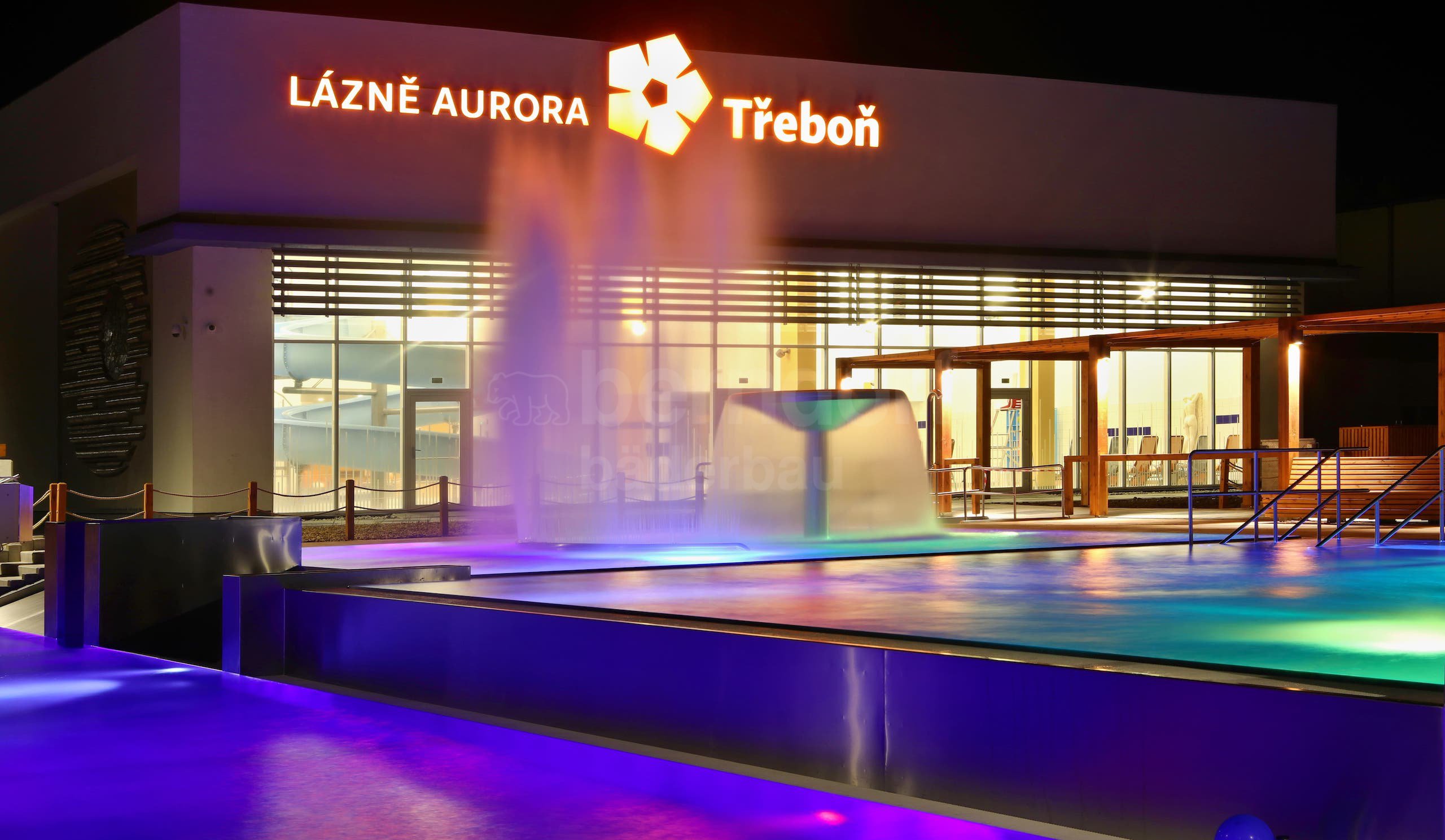 8d_Víceúčelový nerezový bazén Lázně Aurora Třeboň.JPG