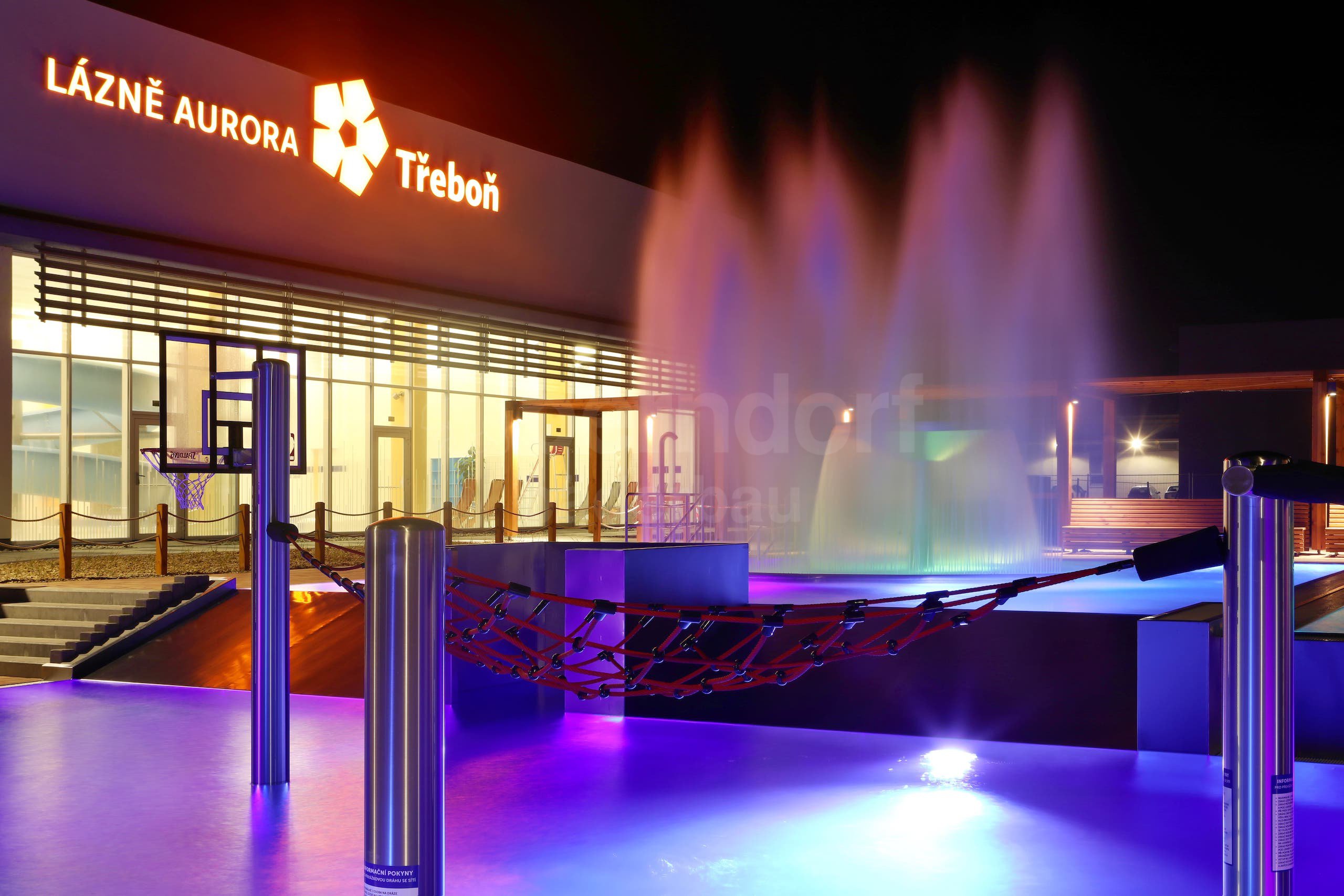 8e_Víceúčelový nerezový bazén Lázně Aurora Třeboň.JPG