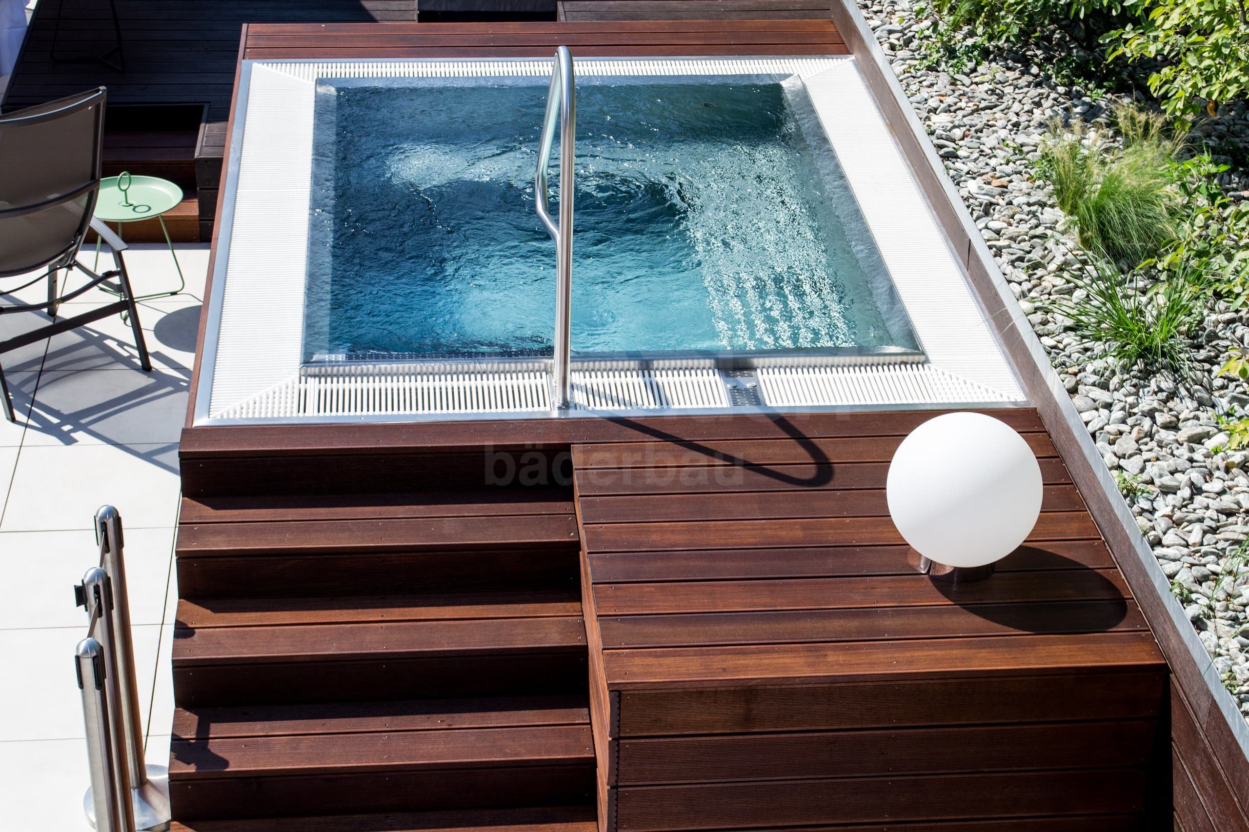 5a_Vířivý bazén venkovní Brumlovka Balance club.jpg