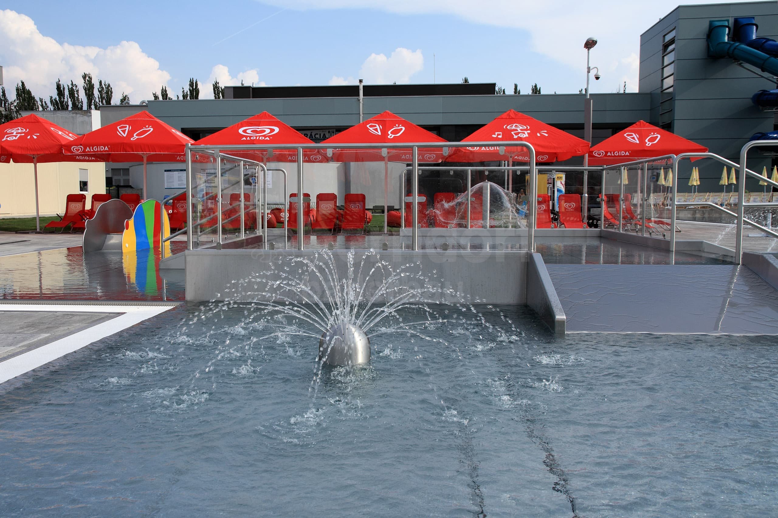8g_TRNAVA_AQUAPARK Trnava.JPG
