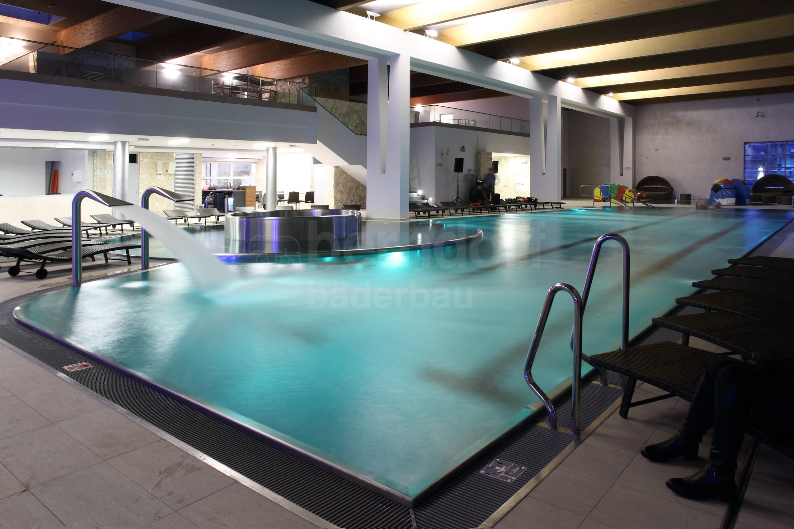 8l_TRNAVA_AQUAPARK Trnava.JPG