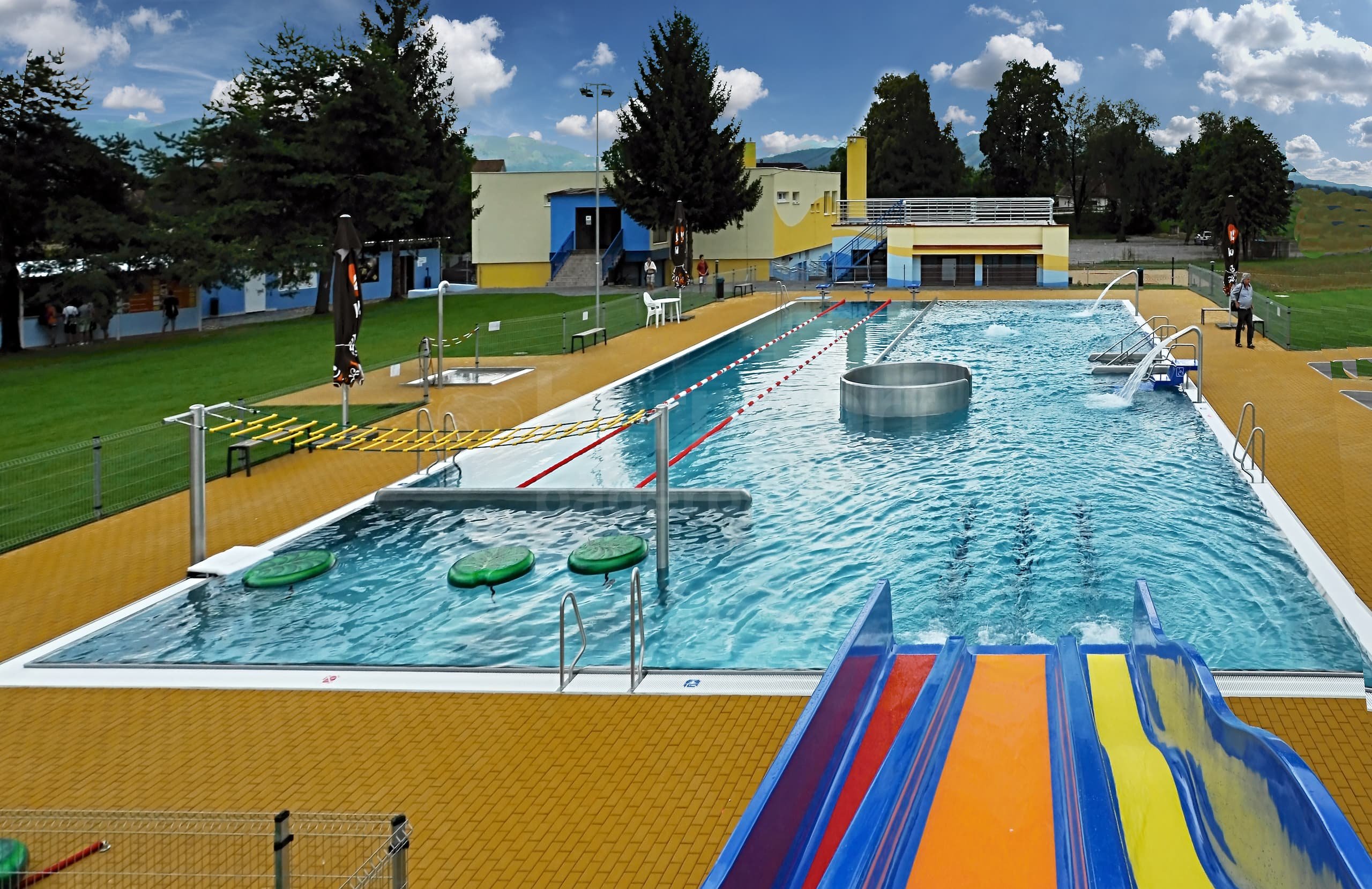 11c_NEMŠOVÁ_Veřejné koupaliště.jpg