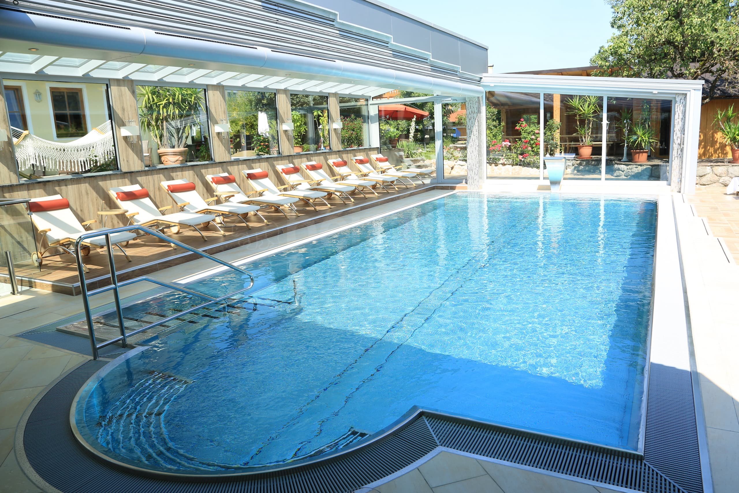 3_Hotelový bazén_Landhotel Prinz_Aufham.JPG